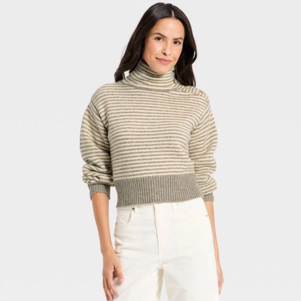 Universal Thread Striped Cowl Neck Sweater - Beige and Gray